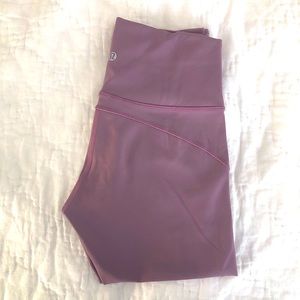 Lululemon In Movement Crop Tight Size 6